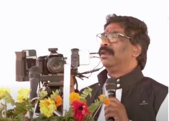 चतरा मे सीएम की खतियानी जोहार यात्रा, बीजेपी पर बरसे हेमंत सोरेन