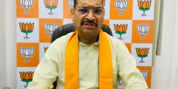 पुलिस ने बीजेपी प्रदेश अध्यक्ष दीपक प्रकाश को किया तलब, 22 अप्रैल को धुर्वा थाना में होगी पूछताछ