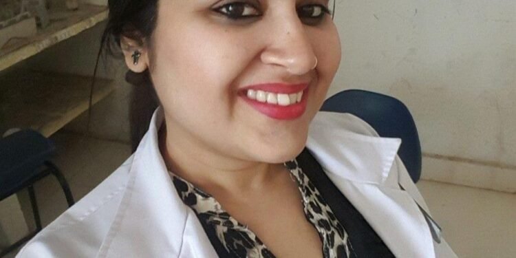 न करें दांतों की अनदेखी, दांत-मसूड़े की कोई परेशानी है तो जानें डॉ. सृष्टि प्रिया के टिप्स