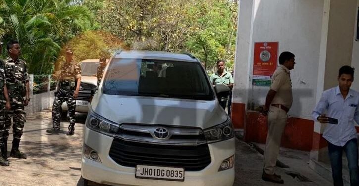 साहिबगंज जिला खनन कार्यालय में ED की रेड, मचा हड़कंप