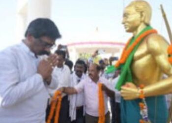 अमर शहीद सिद्धू-कान्हू की जयंती पर सीएम हेमंत सोरेन की सौगात, 156 करोड़ की योजनाओं का किया उद्घाटन