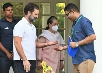 राहुल गांधी ने लोकसभा सचिवालय को सौंपा सरकारी बंगला, कहा- ‘सच बोलने के लिए कोई भी कीमत चुकाने को तैयार’