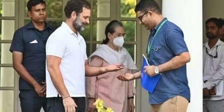 राहुल गांधी ने लोकसभा सचिवालय को सौंपा सरकारी बंगला, कहा- ‘सच बोलने के लिए कोई भी कीमत चुकाने को तैयार’