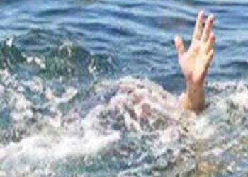 गुमला में तीन स्कूली छात्राओं की तालाब में डूबने से मौत, मचा कोहराम