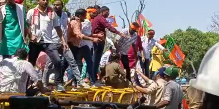 सचिवालय घेराव मामले में BJP के सांसद-विधायक व पूर्व सीएम समेत 41 पर FIR दर्ज