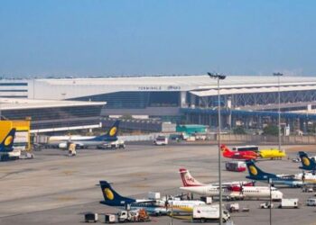 दिल्ली एयरपोर्ट पर फुल इमरजेंसी घोषित, जानिये वजह