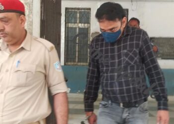 एमडीएम घोटाले में फरार चल रहे आरोपी संजय तिवारी ने कोर्ट में किया सरेंडर