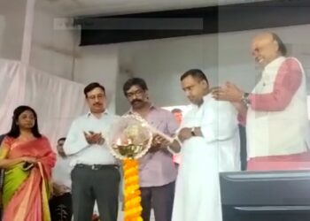 CM हेमंत सोरेन ने 173 MO और 297 आयुष CHO को दिया नियुक्ति पत्र, रिम्स में कई आधुनिक सुविधाओं का किया लोकार्पण