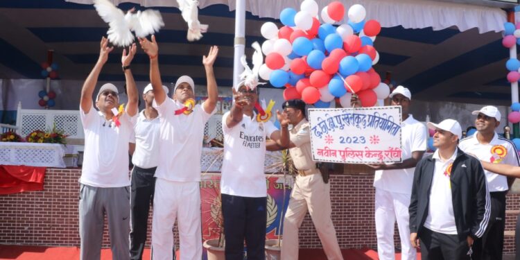 रांची एसएसपी ने दक्षिणी छोटानागपुर क्षेत्रीय पुलिस खेलकूद प्रतियोगिता का किया उद्घाटन