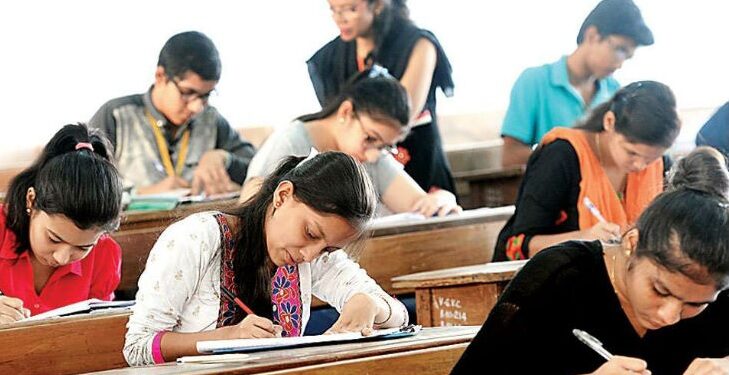 मध्यप्रदेश: चौहान सरकार ने प्रतियोगी परीक्षार्थियों को दी बड़ी सौगात, अब एक ही बार देना होगा शुल्क