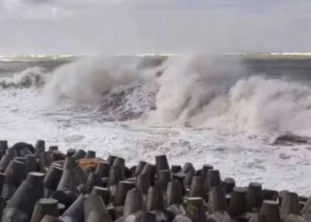 बिपरजॉय तूफान से पहले गुजरात के कच्छ में आया भूकंप, कल आएगा साइक्लोन