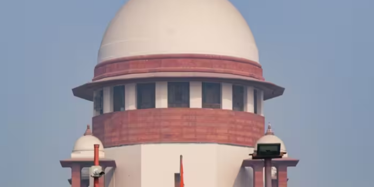 दो हजार के नोट बदलने के खिलाफ याचिका पर सुप्रीम कोर्ट ने तत्काल सुनवाई करने से किया इनकार