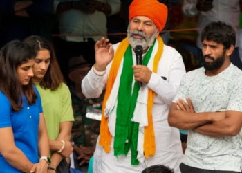 पहलवानों के समर्थन में हुई खाप महापंचायत, राकेश टिकैत बोले-‘पहलवानों को नहीं बांटा जाए, इनकी जाति तिरंगा’