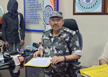 बड़ी सफलता, पकड़ा गया प्रतिबंधित पीएलएफआई संगठन का एरिया कमांडर