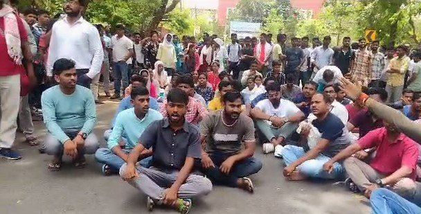 रांची : सेंट्रल लाइब्रेरी में छजा गिरने से छात्र की मौत