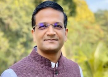 IAS छवि रंजन सहित दस पर चार्जशीट ,ED ने 74.39 करोड़ मूल्य की जब्त