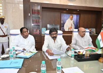 झारखंड विधानसभा : मानसून सत्र को लेकर सर्वदलीय बैठक शुरू, बीजेपी ने बनाई दूरी!