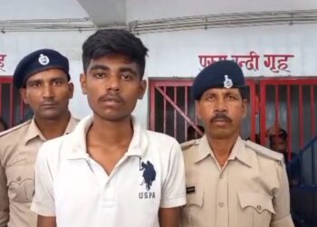 कुचायकोट पुलिस एक देसी पिस्टल के साथ युवक को किया गिरफ्तार