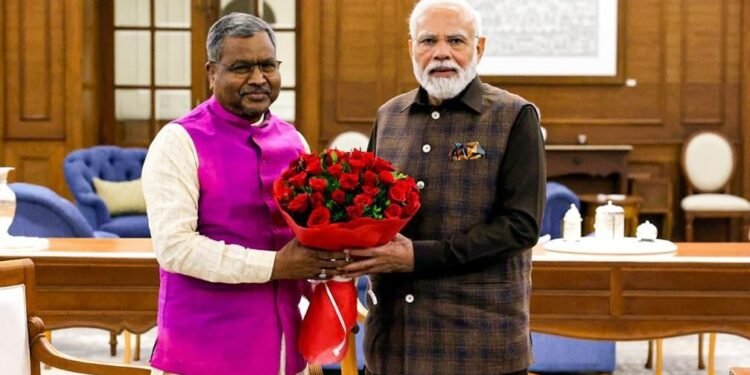 प्रदेश अध्यक्ष बनने के बाद पहली बार पीएम मोदी से मिले बाबूलाल मरांडी