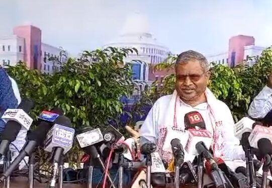 बाबूलाल मरांडी ने सुभाष मुंडा की हत्या पर हेमंत सरकार को सुनाई खरी-खोटी, कहा- पुलिस को एक टूलकिट की तरह कर रही इस्तेमाल, लगातार बढ़ रहा अपराध का ग्राफ