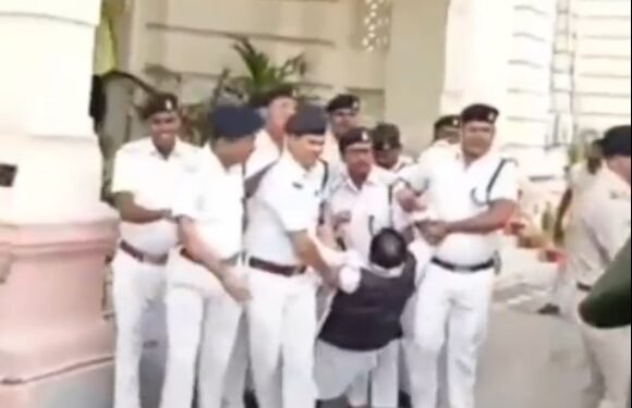 बिहार विधानसभा: वेल में आकर बीजेपी विधायकों ने किया हंगामा, अध्यक्ष के आदेश पर मार्शल ने किया बाहर