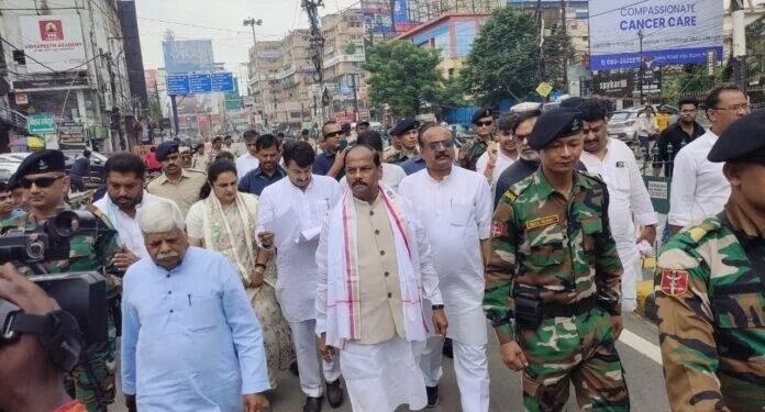 पटना : लाठीचार्ज की जांच के लिए बीजेपी की टीम ने घटनास्थल का किया दौरा