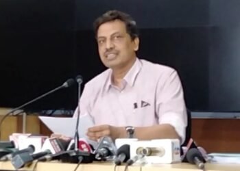 अब सरकारी स्कूल के बच्चे पढ़ेंगे शिबू सोरेन की गाथा, कैबिनेट की बैठक में 29 प्रस्ताव को मिली मंजूरी