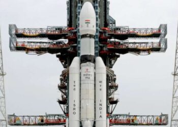 चंद्रयान-3 की लॉन्चिंग पर पूरी दुनिया की निगाहें, जानिए 3,84,400 किमी की दूरी तय कर कब चंद्रमा की सतह पर करेगा सॉफ्ट लैंडिंग