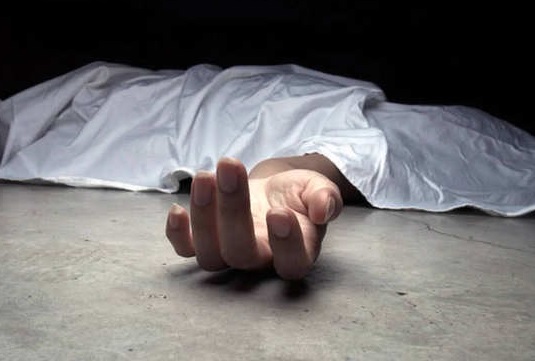 लोहरदगा: दो महीना पहले परिजनों ने जिसका किया था अंतिम संस्कार, वो एक होटल में मजदूरी करते मिला