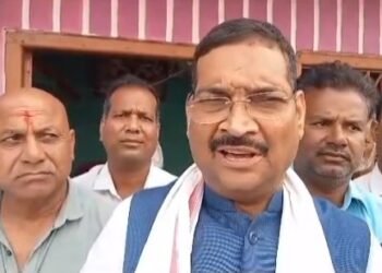 बोकारो: दीपक प्रकाश ने बिहार के पूर्व वित्त मंत्री के पुत्र की मौत पर जताया शोक, परिवार को दिया सांत्वना