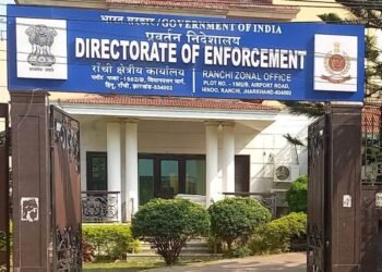 अवैध खनन मामले में ईडी ने भगवान और टिंकल भगत को किया गिरफ्तार