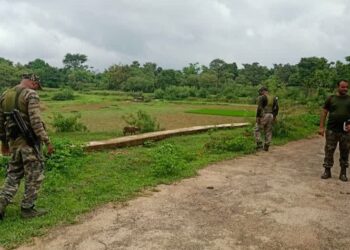 खूंटी : अज्ञात हथियारबंद अपराधियों ने किसान चमरा मुंडा पर की ताबड़तोड़ फायरिंग, रिम्स में इलाज के दौरान मौत