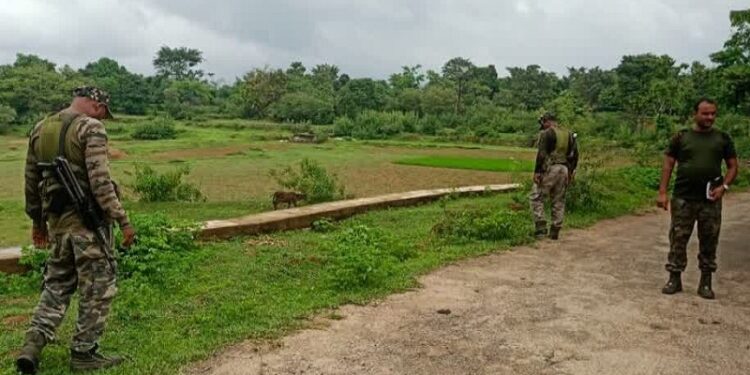 खूंटी : अज्ञात हथियारबंद अपराधियों ने किसान चमरा मुंडा पर की ताबड़तोड़ फायरिंग, रिम्स में इलाज के दौरान मौत