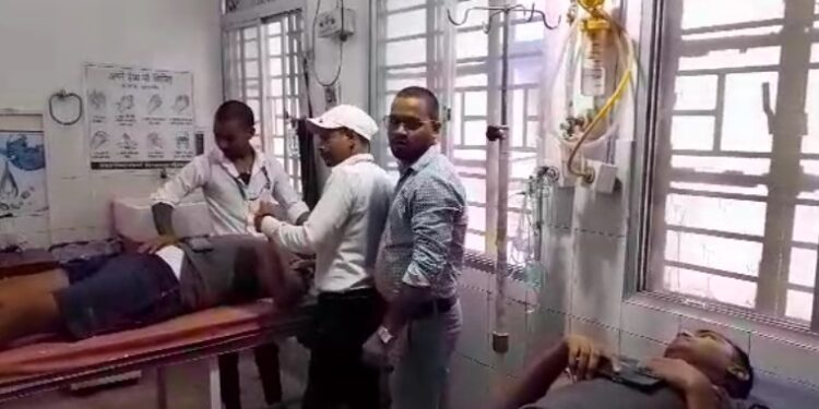 शेखपुरा : जमीनी विवाद में धारदार हथियार से हमला, चार घायल