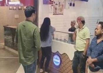 Big Breaking : न्यूक्लियस हाइट मॉल में फूड सेफ्टी टीम का छापा