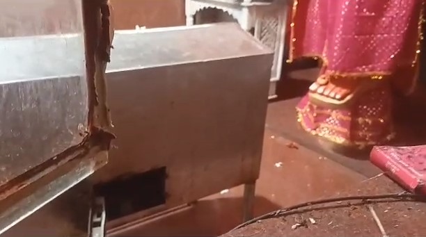 जमशेदपुर : मानगो के बड़ा हनुमान मंदिर में चोरी, वारदात सीसीटीवी में कैद