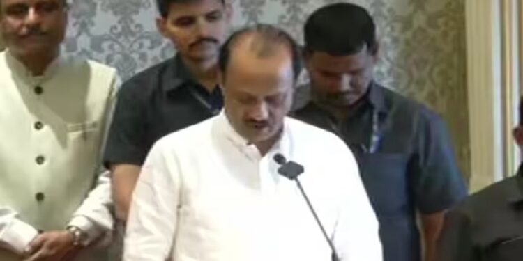 अजीत पवार बने महाराष्ट्र के उपमुख्यमंत्री, राजभवन में ली शपथ, देखें एनसीपी कोटे से और कौन बने मंत्री