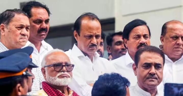 शरद पवार से दूसरे दिन भी मिले अजित पवार और एनसीपी के कई विधायक, जानिए क्या बोले प्रफुल्ल पटेल