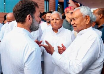 विपक्षी एकता की दूसरी महाबैठक के लिए सोनिया गांधी और राहुल बेंगलुरु रवाना, शरद पवार नहीं होंगे शामिल