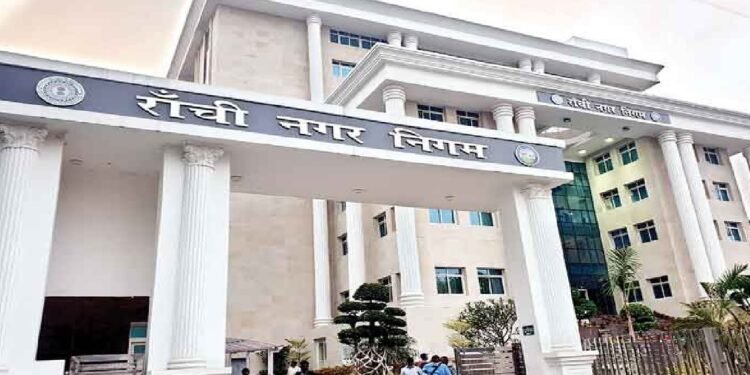 रांची मेन रोड और हरमू बाइपास रोड में अगले आदेश तक होर्डिंग लगाने के लिए कोई नया स्ट्रक्चर तैयार नहीं करेगा एडवर्टिजमेंट बोर्ड