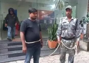 सीएम के सचिव का फर्जी पीए को पुलिस ने दबोचा, ट्रांसफर पोस्टिंग और नौकरी के नाम पर रवि वर्मा करता था ठगी