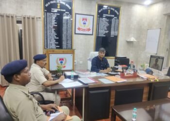 रांची : बंगाल में पंचायत चुनाव को लेकर इंटर स्टेट प्रशासन की हुई बैठक