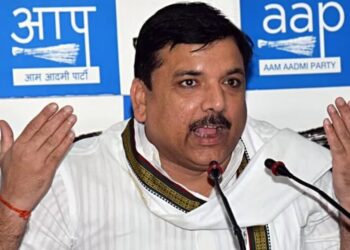 आप सांसद संजय सिंह पूरे सत्र के लिए निलंबित, सदन की कार्यवाही को बाधित करने का आरोप