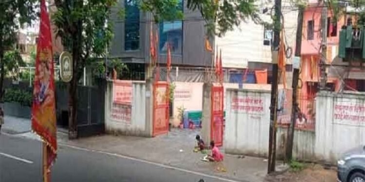 कानून का उल्लंघन : रांची के इस मंदिर के बगल में खुला है बार, हाईकोर्ट में याचिका दायर