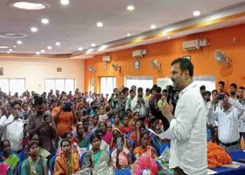 कार्यकर्ता सम्मेलन सह मिलन समारोह में बोले सुदेश महतो- आजसू के सिद्धांतों को लोगों तक पहुंचाएं