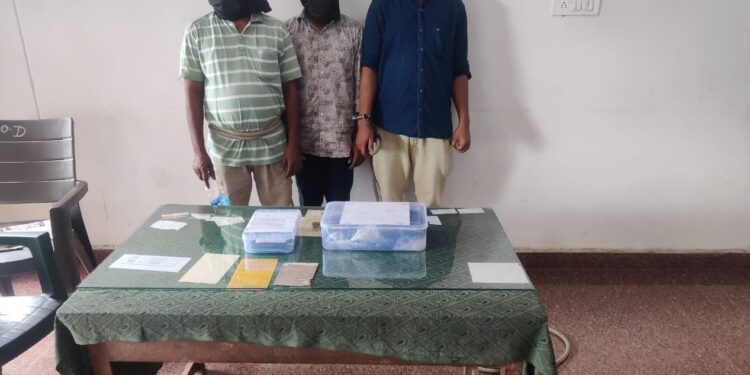 हजारीबाग पुलिस को मिली बड़ी कामयाबी, चार किलो अफीम के साथ तीन तस्कर गिरफ्तार