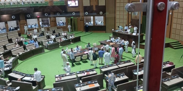 11 हजार 988 करोड़ का पहला अनुपूरक बजट पेश, 1 अगस्त तक के लिए सदन की कार्यवाही स्थगित