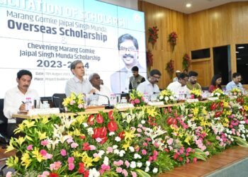 मुख्यमंत्री हेमन्त सोरेन ने मरांग गोमके जयपाल सिंह मुंडा पारदेशीय छात्रवृत्ति योजना के लिए चयनित 25 विद्यार्थियों को किया सम्मानित