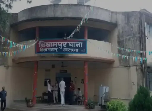 पांच यूट्यूबरों को पुलिस ने किया गिरफ्तार, खुद को बता रहे थे पत्रकार