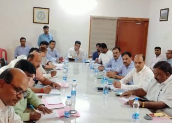 झारखण्ड विधान सभा की सरकारी उपक्रमों संबंधी समिति का गढ़वा जिला दौरा